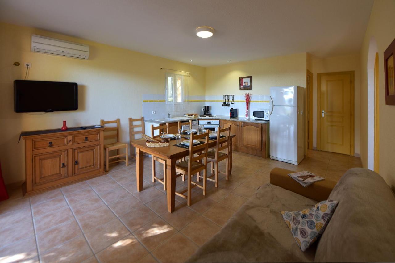 Residence Chiar' Di Luna Сан-Люси дьо Порто-Векио Екстериор снимка